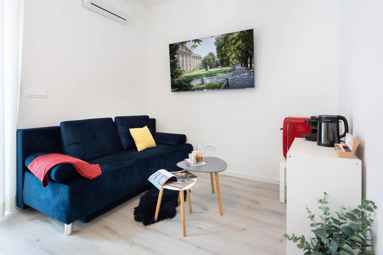 Design City Center Apartments Near Park Zrinjevac 萨格勒布 外观 照片