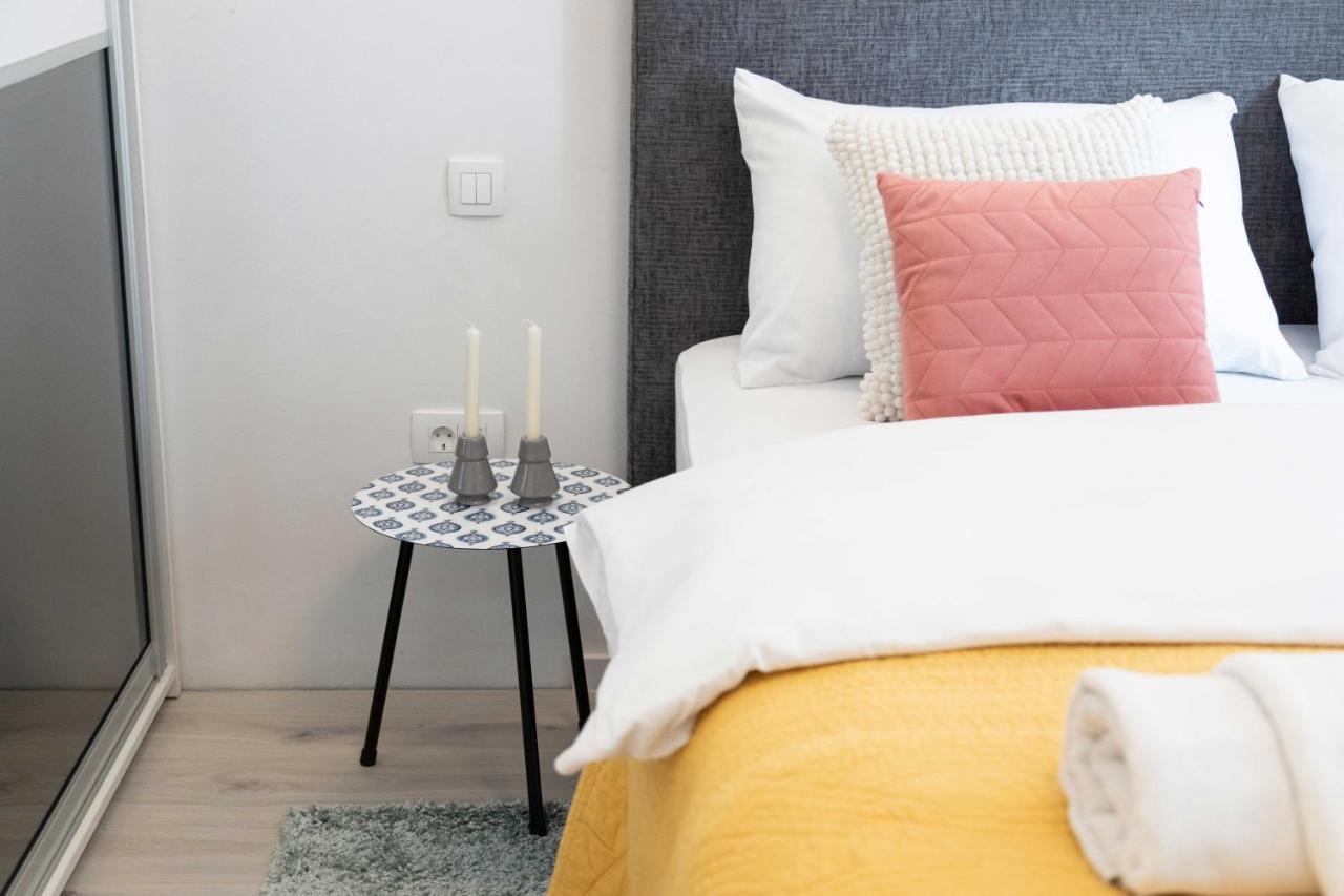 Design City Center Apartments Near Park Zrinjevac 萨格勒布 外观 照片