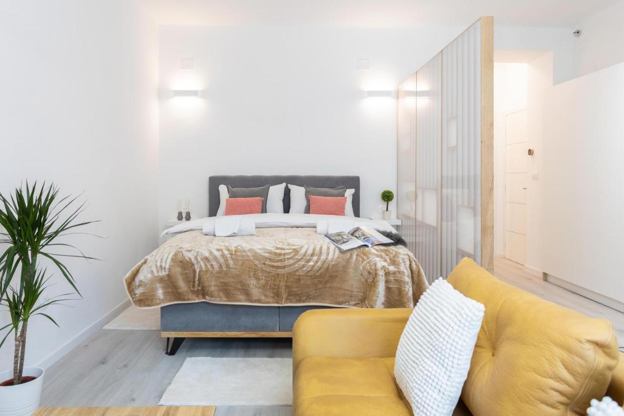 Design City Center Apartments Near Park Zrinjevac 萨格勒布 外观 照片