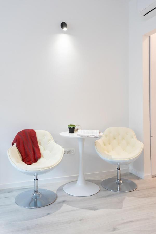 Design City Center Apartments Near Park Zrinjevac 萨格勒布 外观 照片